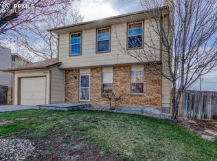7072 Woodstock St, Colorado Springs, CO 80911