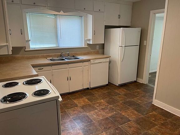 3rd image of 6916 E 4th Pl