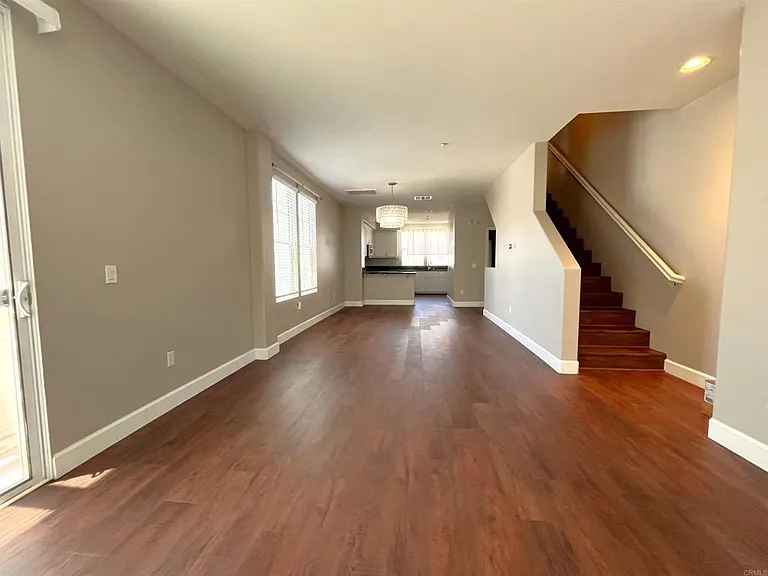820 Harbor Cliff Way #260 — Photo 14