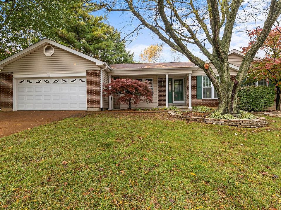 1st image of 128 Dawnridge Dr