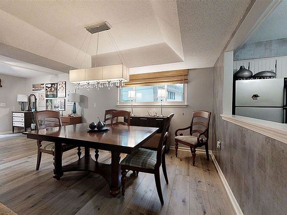 5th image of 77 Briarview Cir