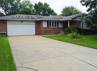 4951 E 75th Pl, Merrillville, IN