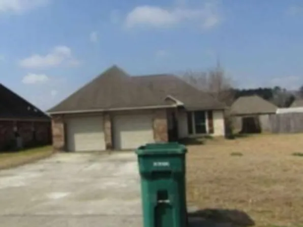 34206 Hawks Cv, Denham Springs, LA 70706