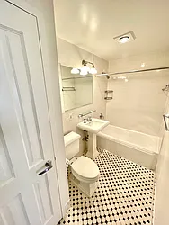 Rented by Addison Property Group