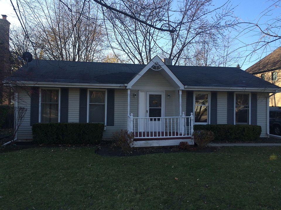 1st image of 1840 Holly Ave