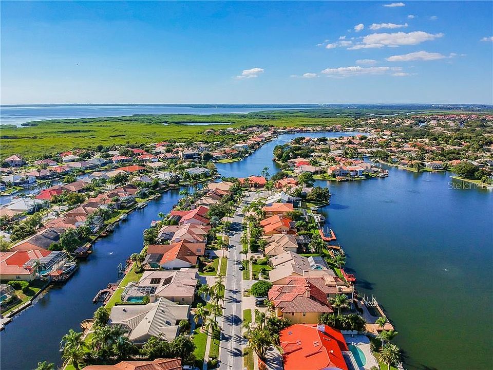 2nd image of 9816 Bay Island Dr