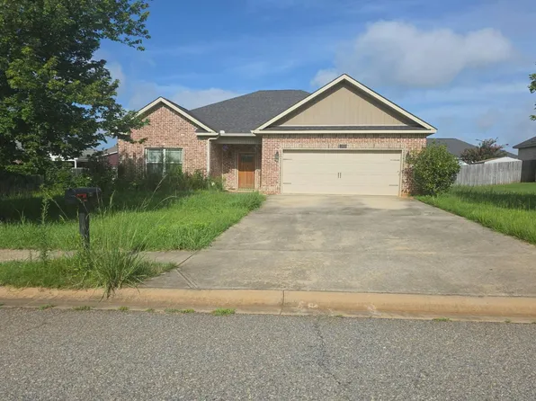 203 Ravencrest Dr, Perry, GA 31069