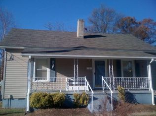 12 24th St, Greer, SC 29651