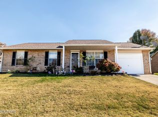 4524 Hooks Ln, Knoxville, TN 37938