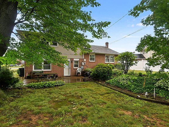 4th image of 2702 Pecksniff Rd