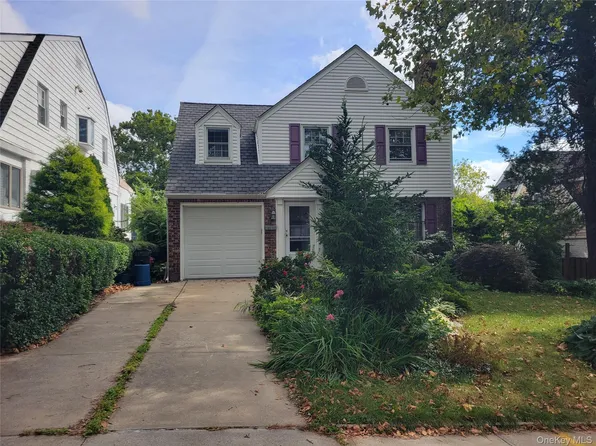 53-11 251st Place, Little Neck, NY 11362