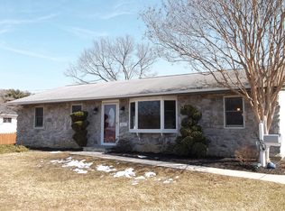 1417 Harry St, Conshohocken, PA 19428