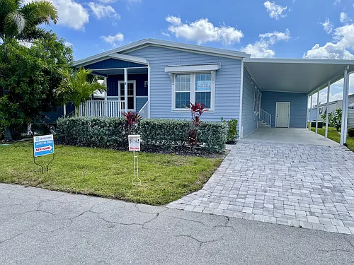 15 Moa Ct #858 Photo 1