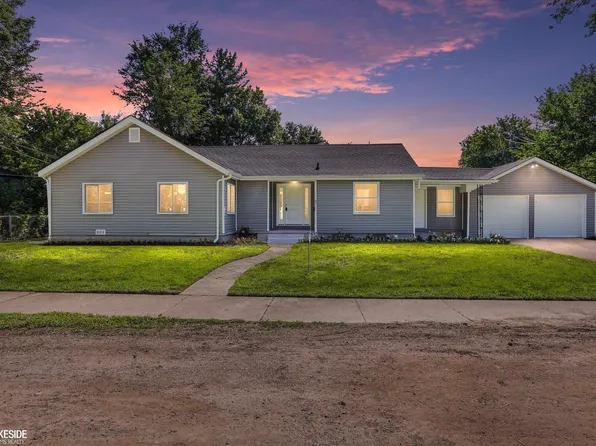 6742 Lamphere St, Dearborn Heights, MI 48127