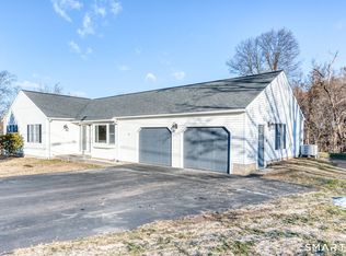 18 Wesley Rd, Broad Brook, CT 06016