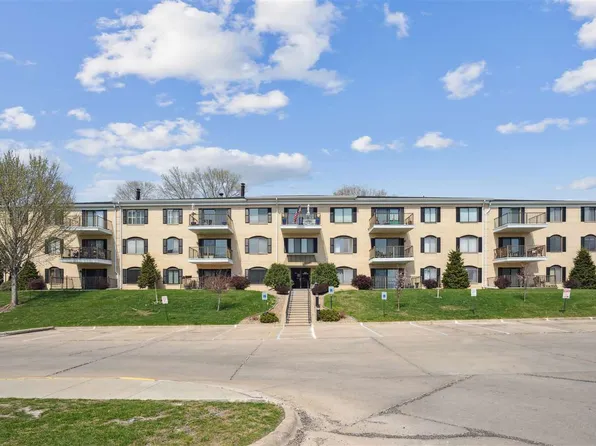 2131 1st Ave SE APT 208, Cedar Rapids, IA 52402