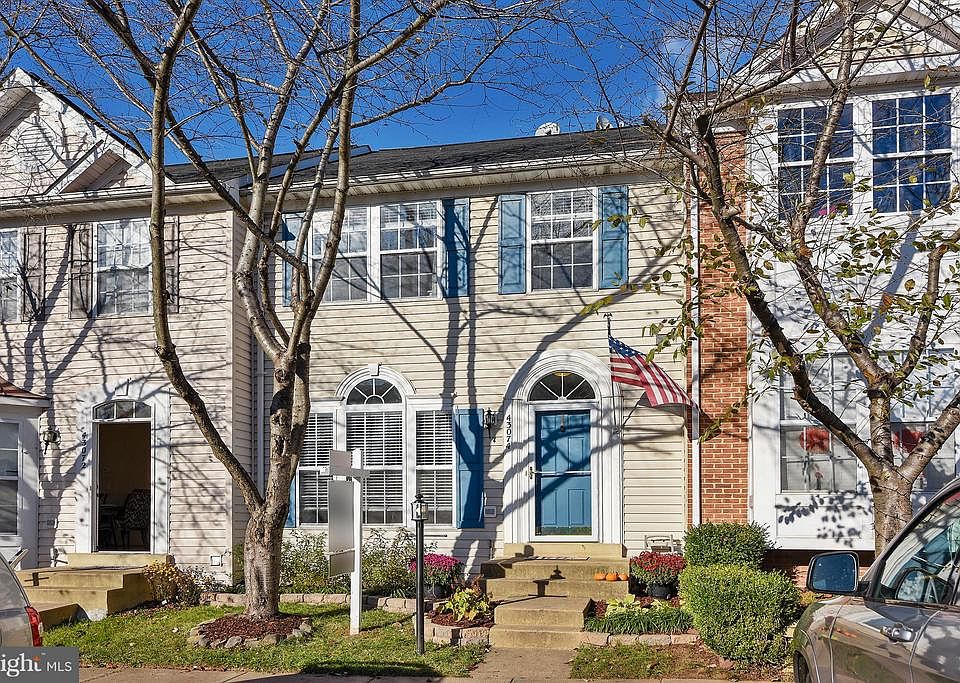 1st image of 43074 Candlewick Sq