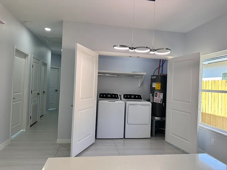 11313 N 25th St #2 — Photo 4