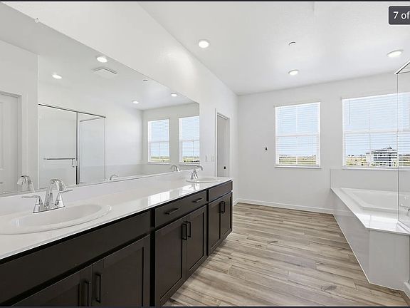 3rd image of 604 E Salamanca Ln