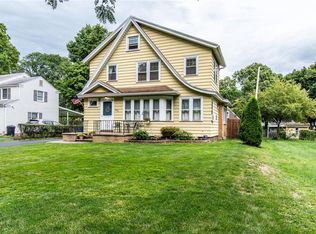 872 N Winton Rd, Rochester, NY 14609