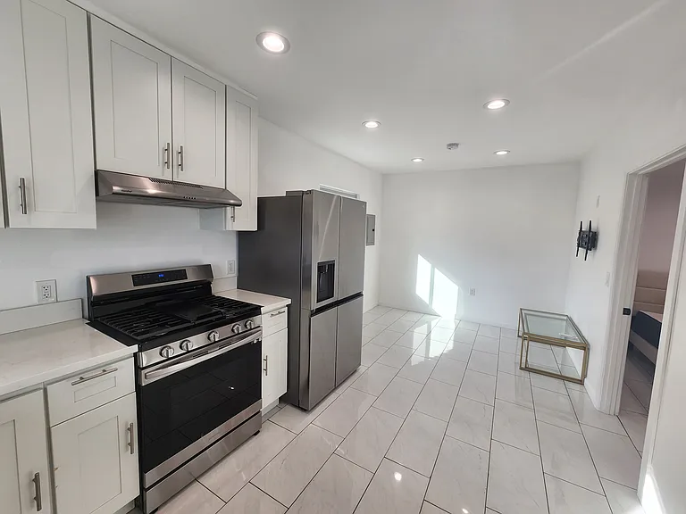 7123 Cantaloupe Ave — Photo 4
