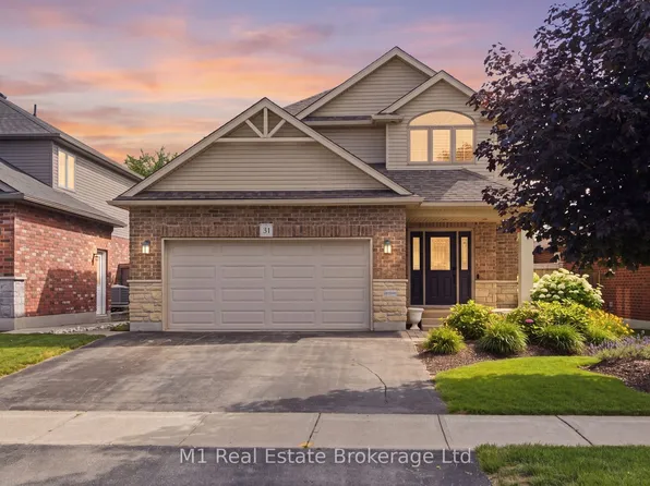 31 Healey St, Centre Wellington, ON N0B 1S0