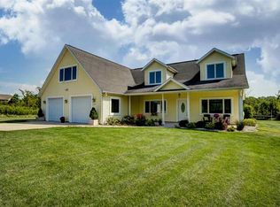 17660 Wesley Chapel Rd, Churubusco, IN 46723