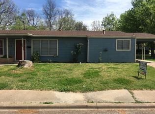 108 Twining Dr #B, Denison, TX 75020