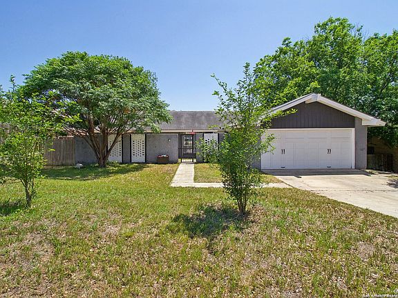2nd image of 7810 Village oak