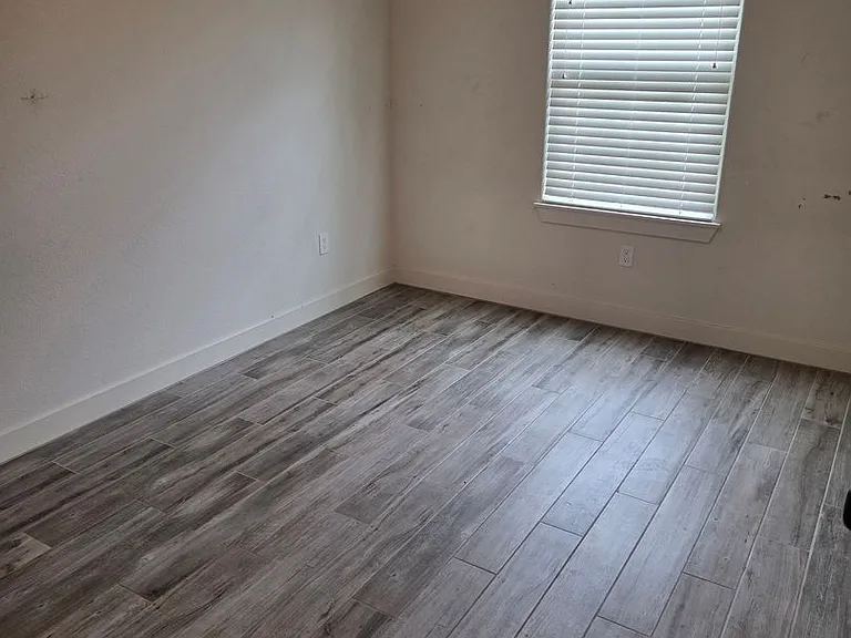 2143 Sweetwater Ranch Ave — Photo 9