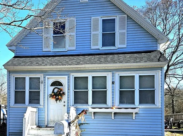 24 Williams Ave, Taunton, MA 02780