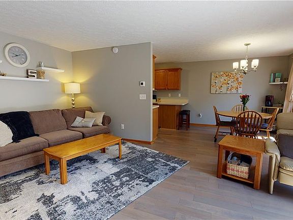 3rd image of 8546 Spencer Ct