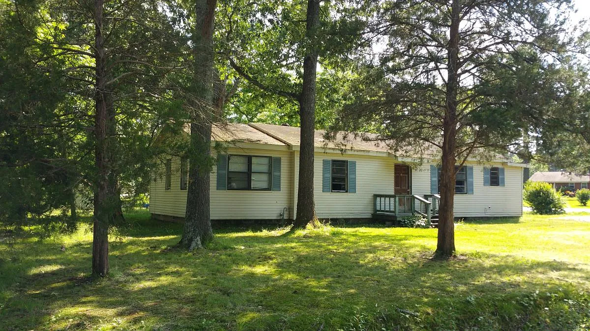 Cambridge Drive, Pine Bluff — Photo 1