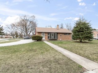 650 E Palatine Rd, Palatine, IL