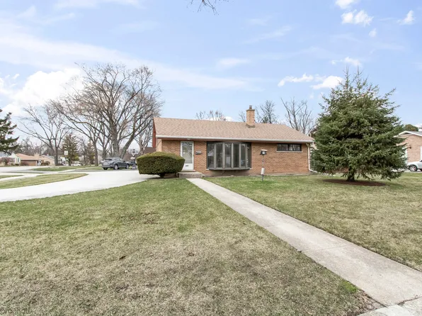 650 E Palatine Rd, Palatine, IL 60074