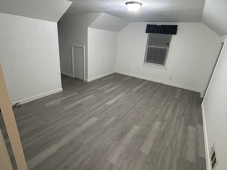 1511 16th Ave #1 — Photo 9