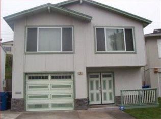 1197 Skyline Dr, Daly City, CA 94015