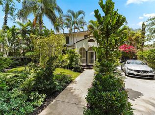5978 NE 6th Ct, Miami, FL 33137