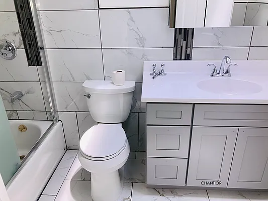 Rented by Chantior Real Estate LLC | media 18