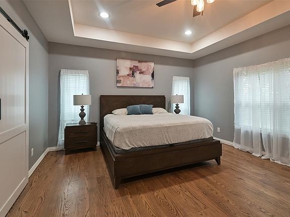 5th image of 7140 Rose Hill Dr