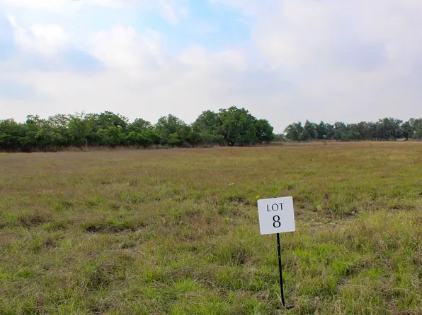 253 Apache Trce NW, Harper, TX 78631