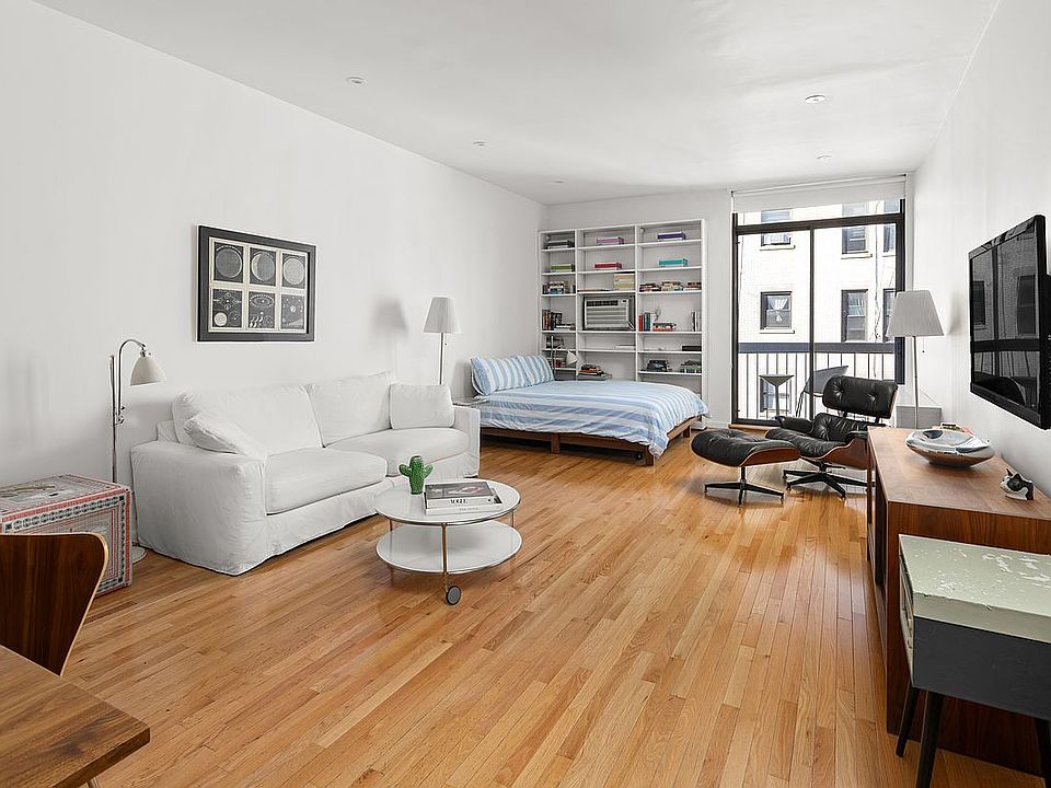 1st image of 184 Thompson St APT 4E