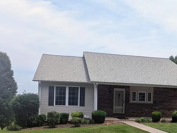 87 Carters View Ct, Stuart, VA 24171
