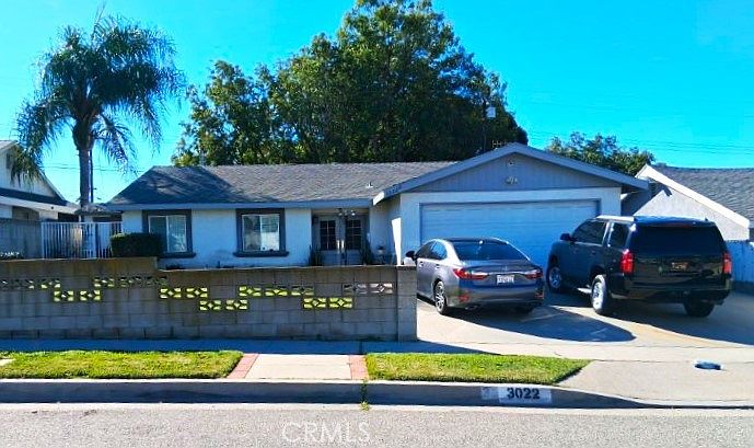 1st image of 3022 E Quinnell Dr