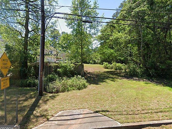 3rd image of 3622 Waldrop Rd