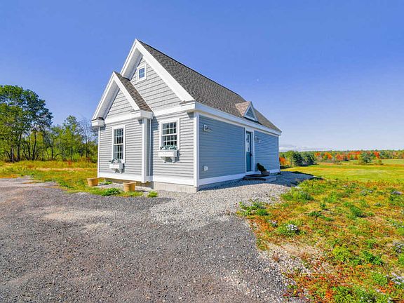 2nd image of 994 Portland Rd #27