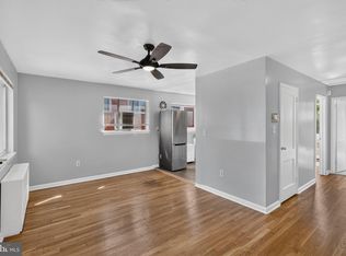 206 Webster St NE APT 2, Washington, DC 20011