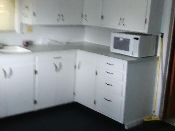 5th image of 218 N Elliott Ave