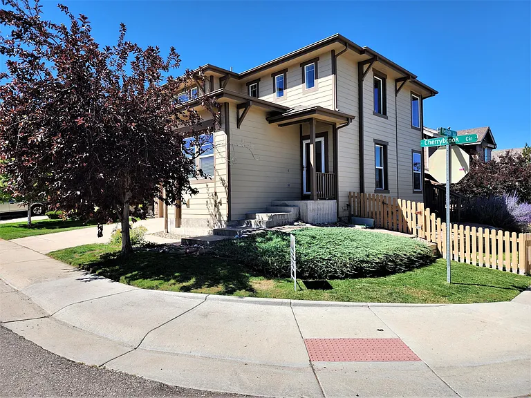 10639 Cherrybrook Cir — Photo 2