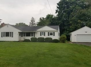 11493 Porterville Rd, East Aurora, NY 14052